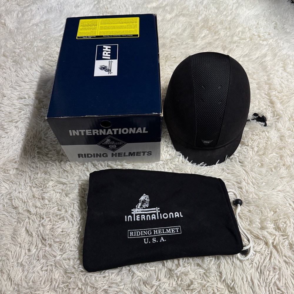 New 7 1/2 Black IRH Air 10 Horseback Riding English Helmet